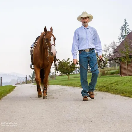 Ranch Marina Semesteranläggning (resort)