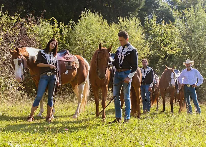 Ranch Marina منتجع